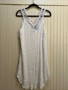 White Crochet V-Neck Women’s Swim Coverup